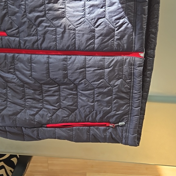 CDW Unstoppable Men's Vest - Picture 5 of 12